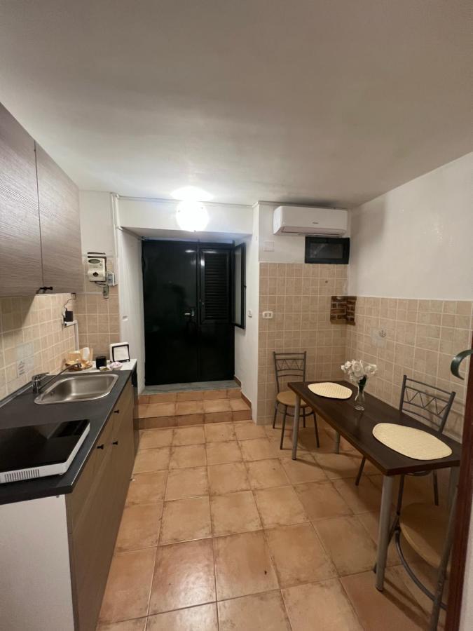 Apartment V.l Gradoni. Naples