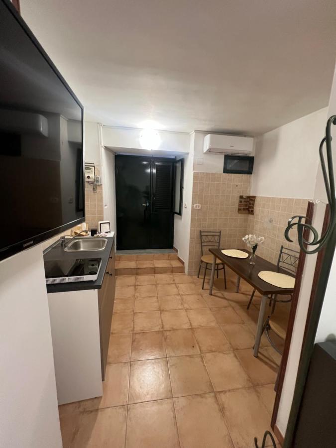 Apartment V.l Gradoni. *